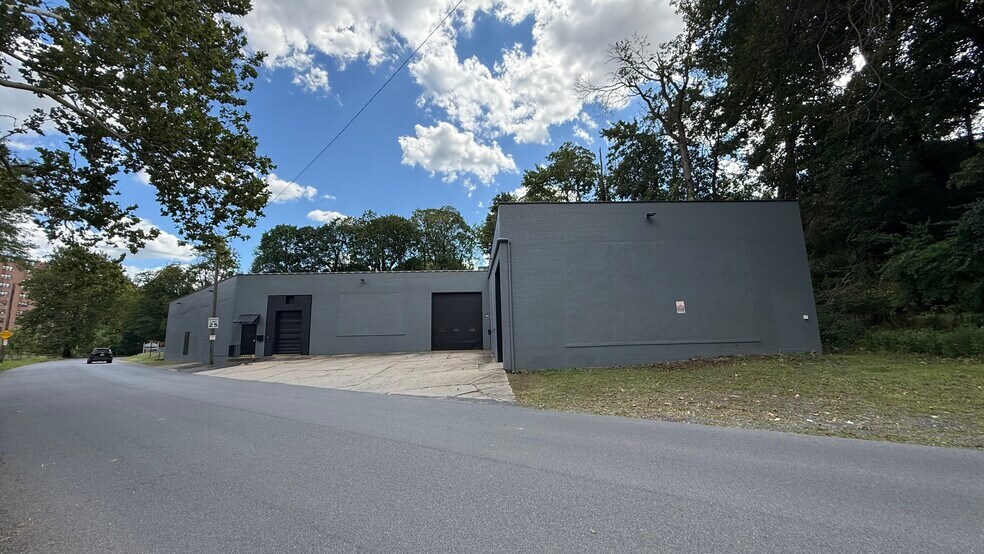 More Photos Of 719 Conestoga St, Bethlehem Warehouse For Lease