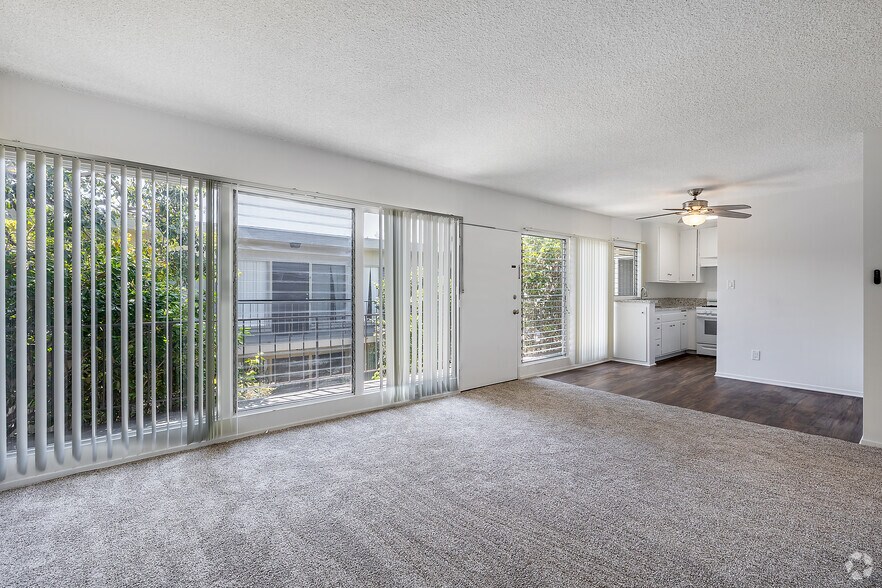 More Photos Of 1666 Federal Ave, Los Angeles Apartments For Sale