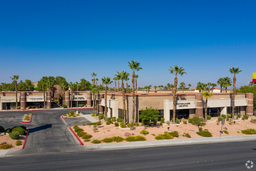 More Photos Of 8064-8084 W Sahara Ave, Las Vegas Office For Lease