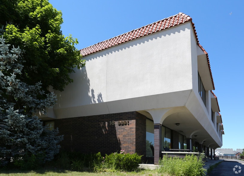 More Photos Of 16 E Schaumburg Rd, Schaumburg Office For Sale