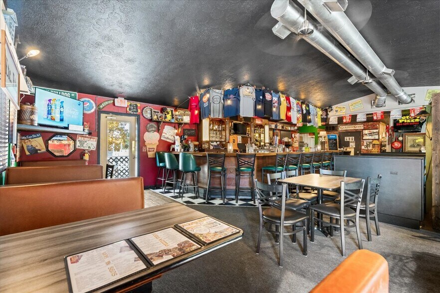 More Photos Of 852 Southern Hwy, Mineral Wells Industrial For Sale