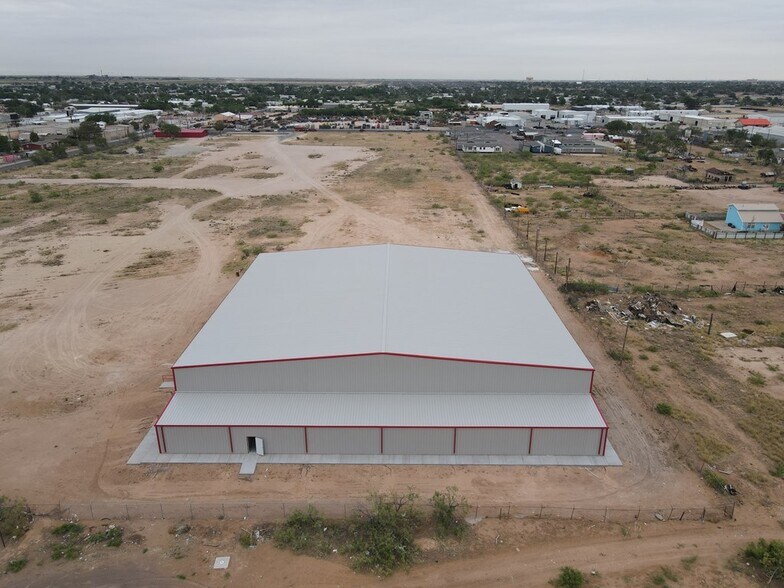 More Photos Of 6015 Andrews Hwy, Odessa Light Distribution For Sale