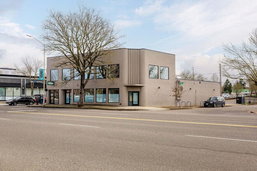 More Photos Of 3902 NE Sandy Blvd, Portland Office For Sale