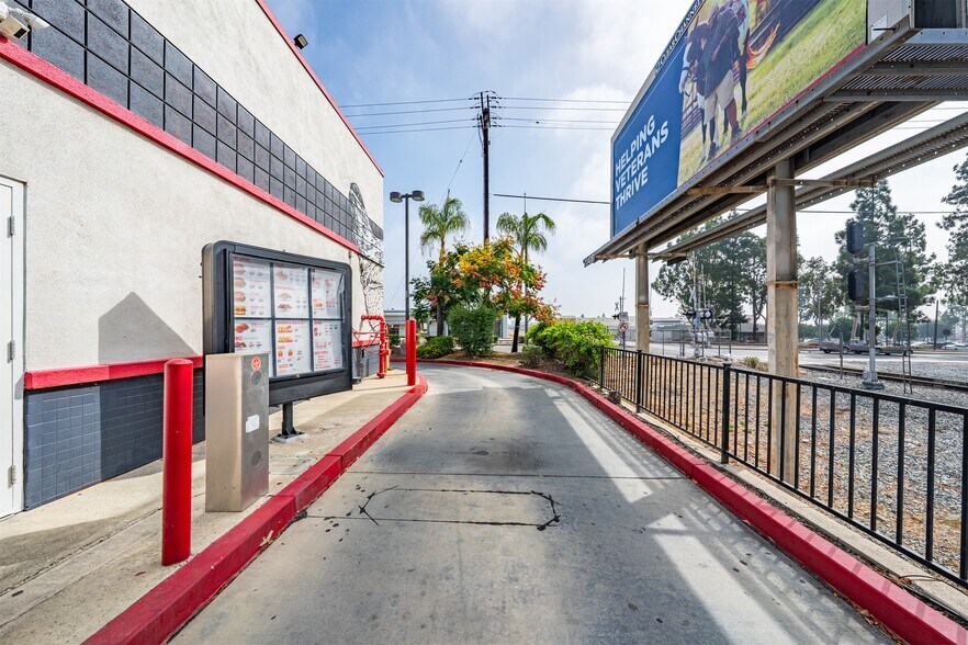 More Photos Of 8790 Central Ave, Montclair Fast Food For Sale