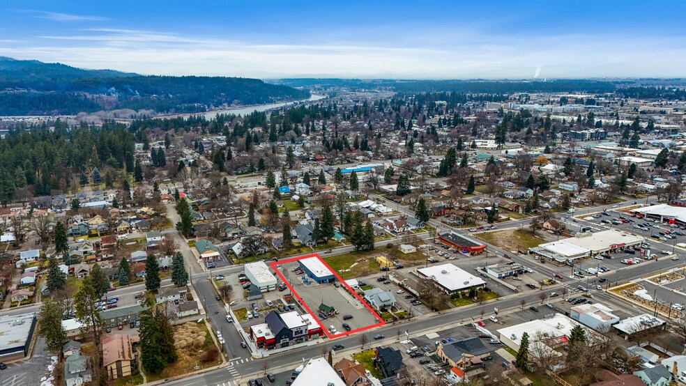 More Photos Of 1114 N 3rd St, Coeur d'Alene Service Station For Sale