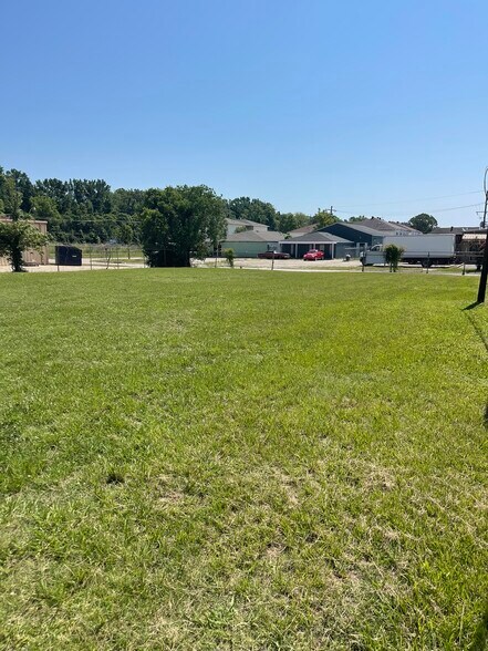 More Photos Of 1123 N Carrollton Ave, Baton Rouge Warehouse For Sale