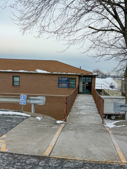 More Photos Of 329 Forest Grove Rd, Coraopolis Manufacturing For Lease