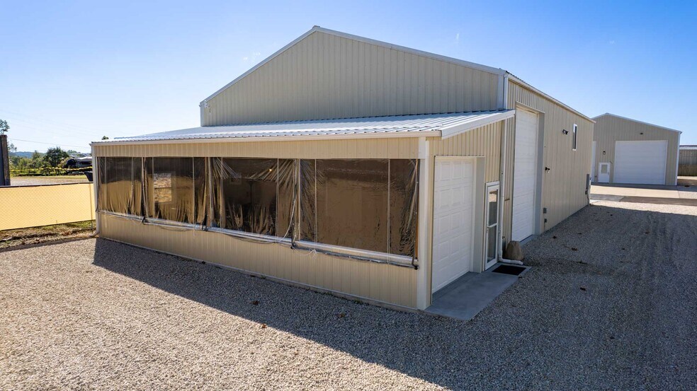 More Photos Of 202 Hemi Ln, Gravois Mills Specialty For Sale