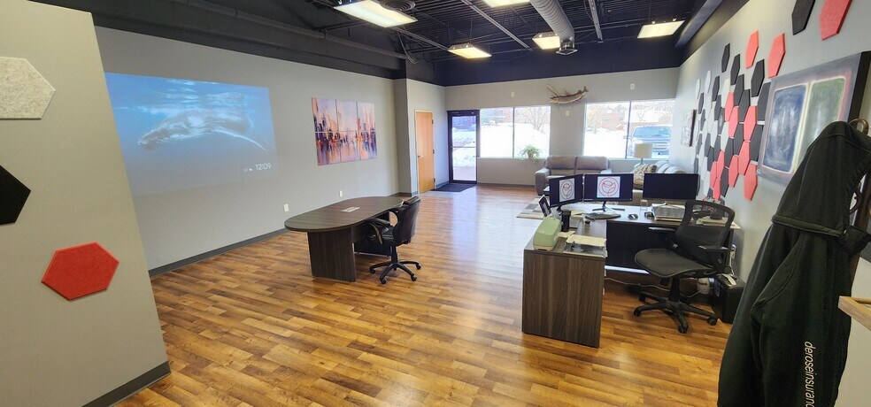 More Photos Of 15875 Franklin Trl, Prior Lake Unknown For Lease