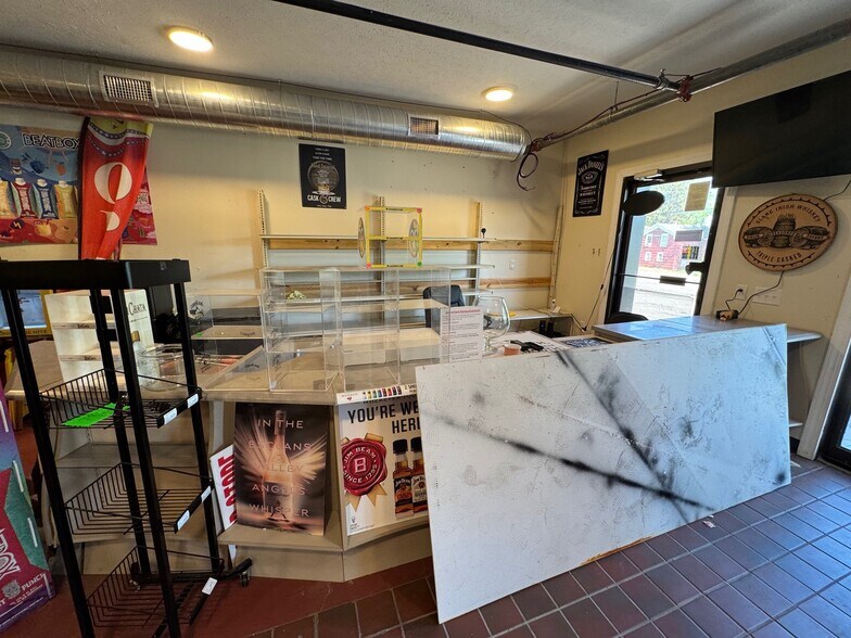 More Photos Of 5435 W Ridge Rd, Spencerport Freestanding For Lease