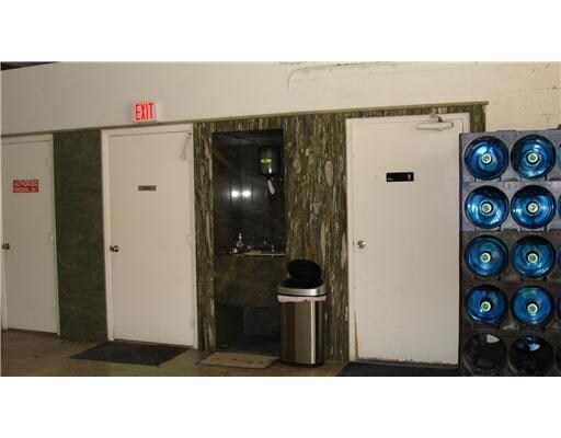 More Photos Of 2000-2040 NW 94th Ave, Miami Warehouse For Sale