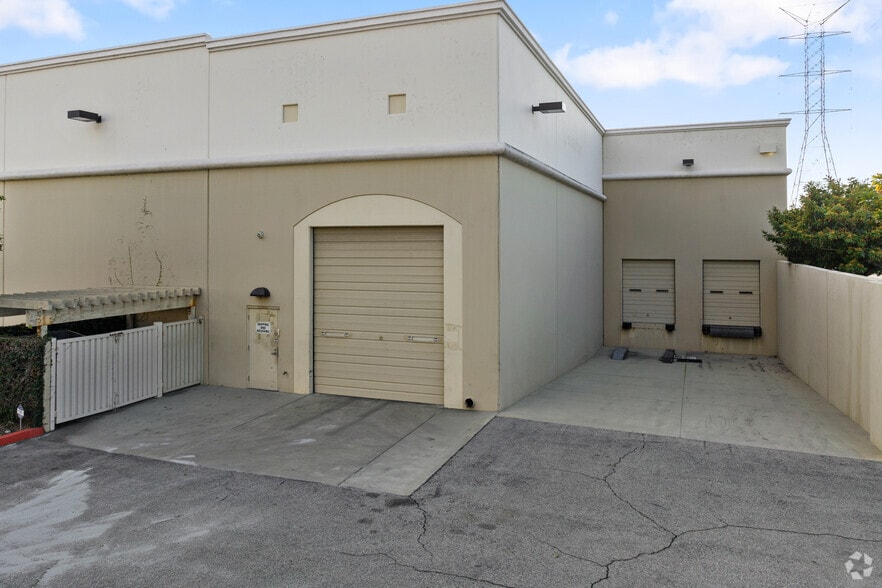More Photos Of 5354 Irwindale Ave, Irwindale Warehouse For Lease