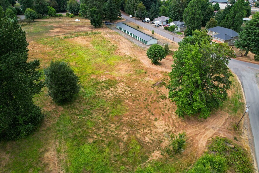 More Photos Of 283 S Main St, Falls City Industrial For Sale