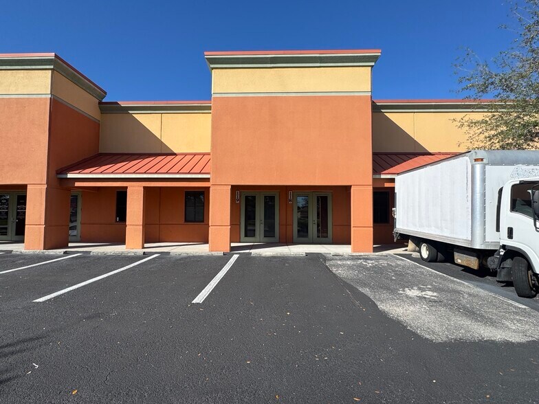 More Photos Of 413 NE Van Loon Ln, Cape Coral Light Distribution For Sale