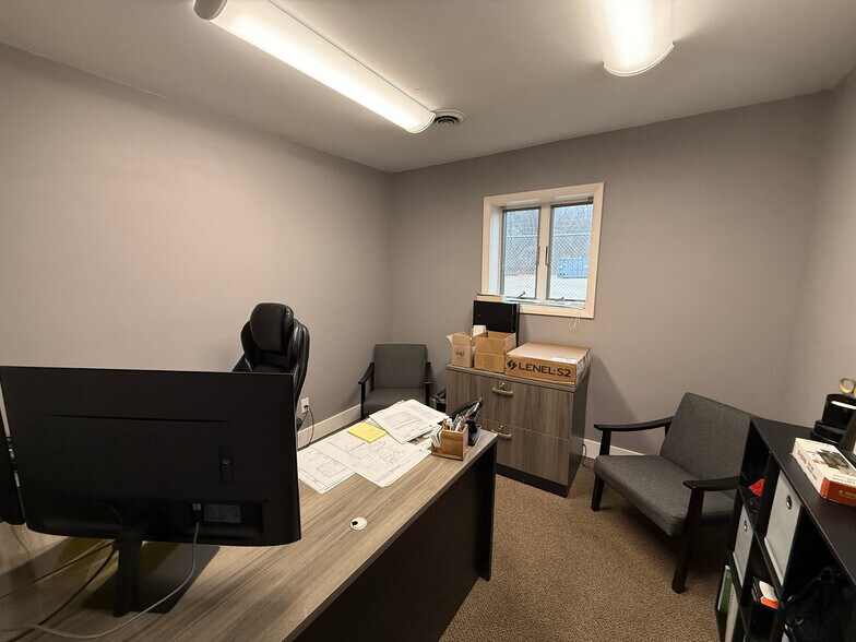 More Photos Of 862 Lenox Ave, Portage Manufacturing For Sale