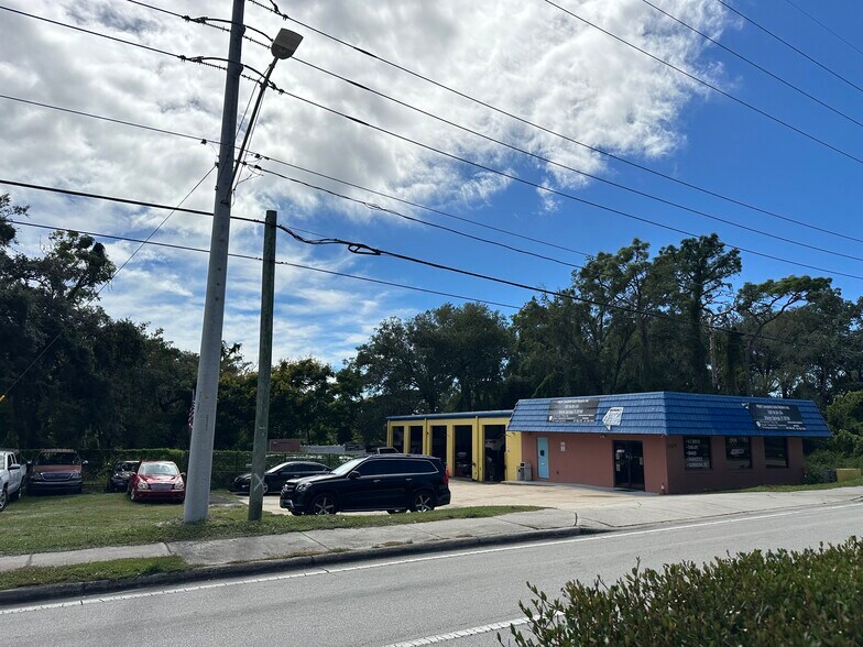 More Photos Of 1307 SR-434, Winter Springs Auto Repair For Lease