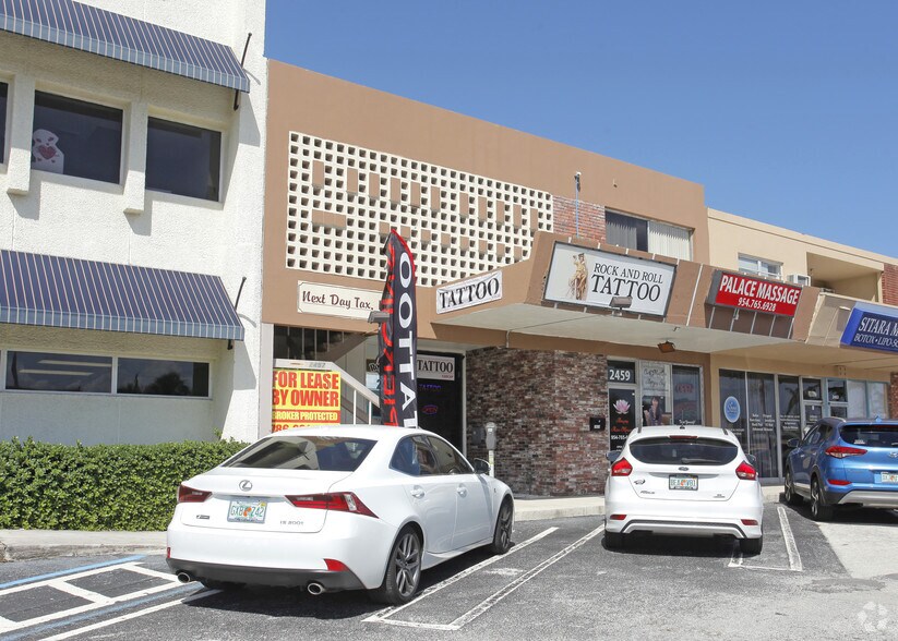 More Photos Of 2457-2459 E Commercial Blvd, Fort Lauderdale Storefront Retail Office For Lease