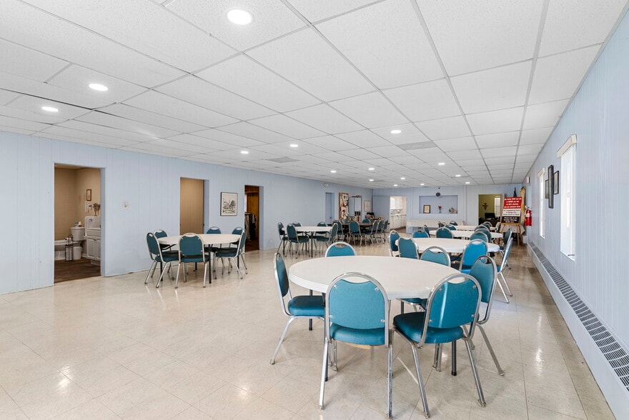 More Photos Of 201 W University Ave, Orange City Religious Facility For Sale