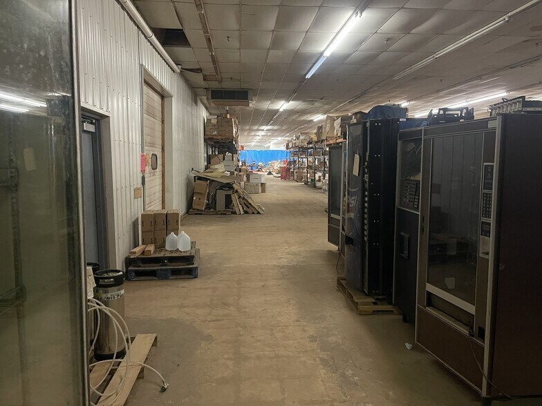 More Photos Of 1206 25th St E, Hibbing Warehouse For Sale