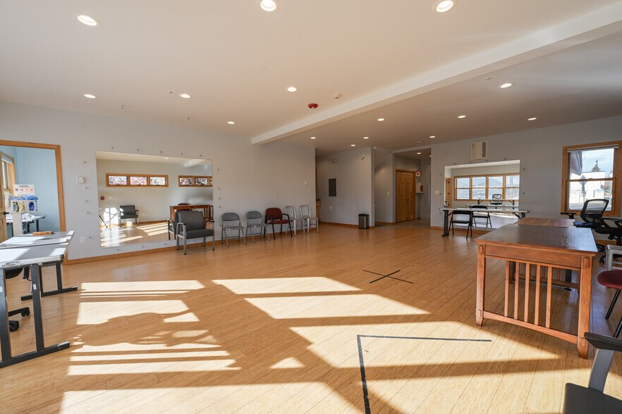 More Photos Of 322 N Main St, Gunnison Office Residential For Sale