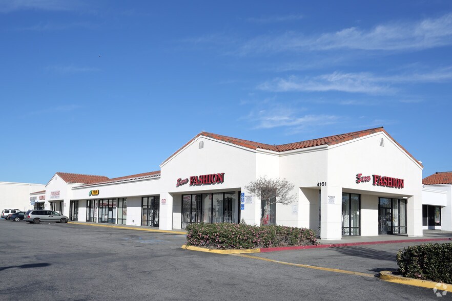 More Photos Of 4149-4181 Tweedy Blvd, South Gate Unknown For Lease