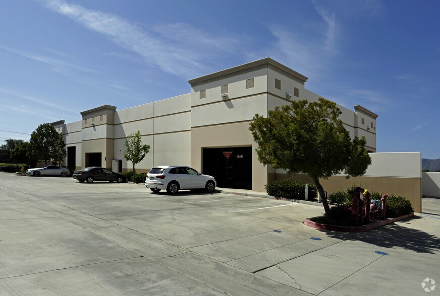 More Photos Of 18537 Collier Ave, Lake Elsinore Warehouse For Lease