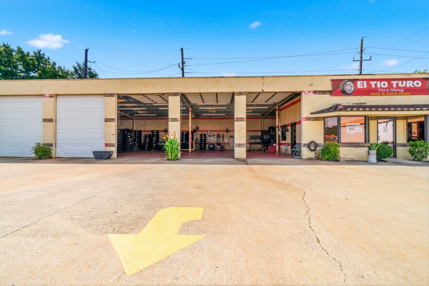 More Photos Of 3211 Fm-1960 Rd, Houston Carwash For Sale