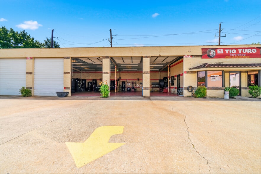 More Photos Of 3211 Fm-1960 Rd, Houston Carwash For Sale