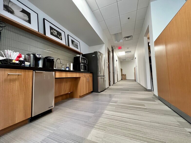 More Photos Of 2600 N Dallas Pky, Frisco Office For Lease