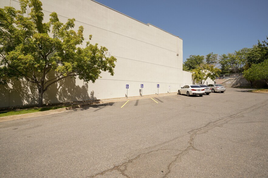 More Photos Of 2342 Washington Blvd, Ogden Storefront Retail Office For Lease