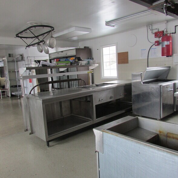 More Photos Of 136 Miami st, West Milton General Retail For Lease