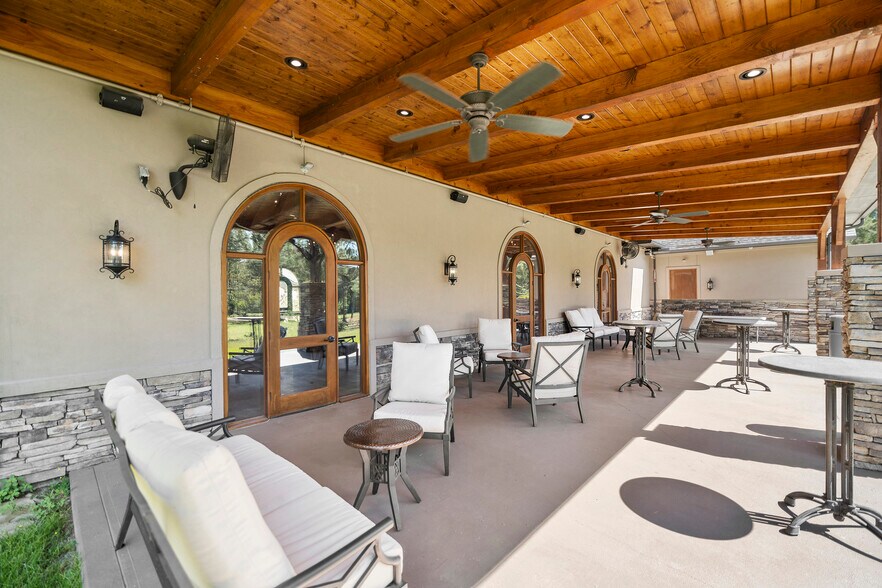 More Photos Of 30663 Moore Rd, Magnolia Freestanding For Sale