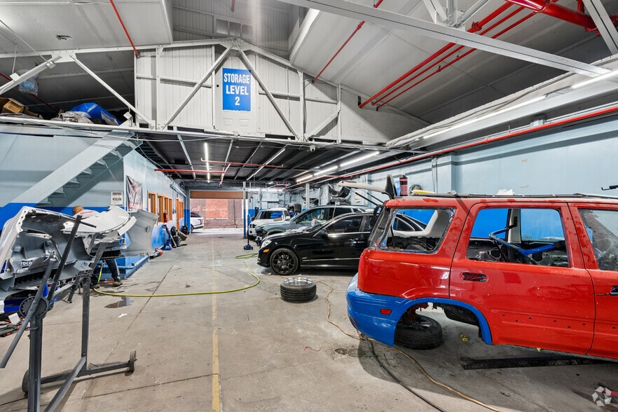 More Photos Of 720 Mulberry St, Allentown Auto Repair For Lease
