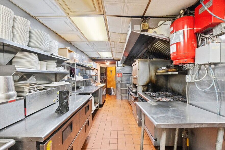 More Photos Of 100 Main St, Nyack Apartments For Lease
