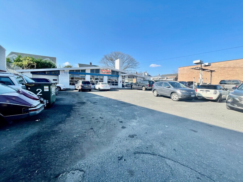 More Photos Of 441 Beach 129th St, Rockaway Park Service Station For Sale
