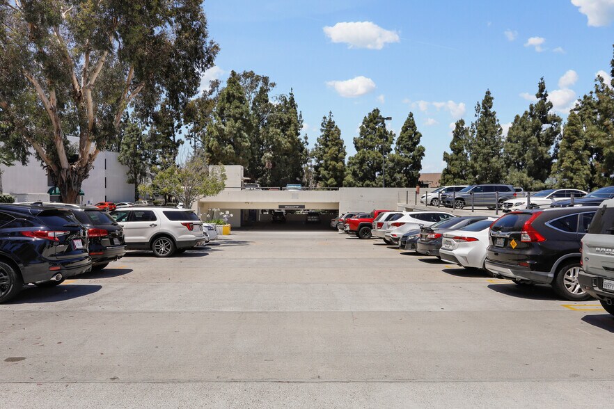 More Photos Of 1760 Termino Ave, Long Beach Medical For Lease