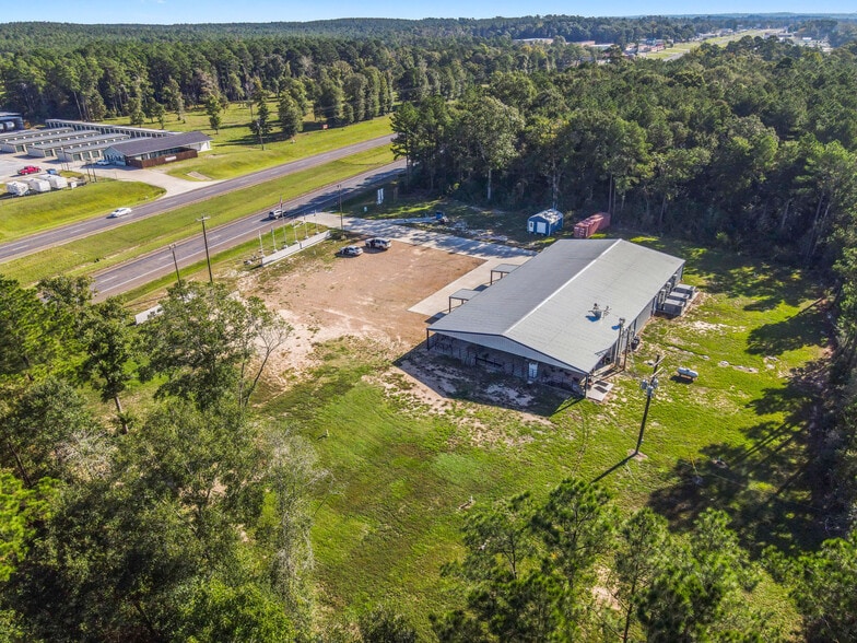 More Photos Of 4951 US Highway 190 W, Livingston Office For Sale