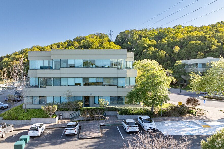 More Photos Of 500 Redwood Blvd, Novato Unknown For Lease