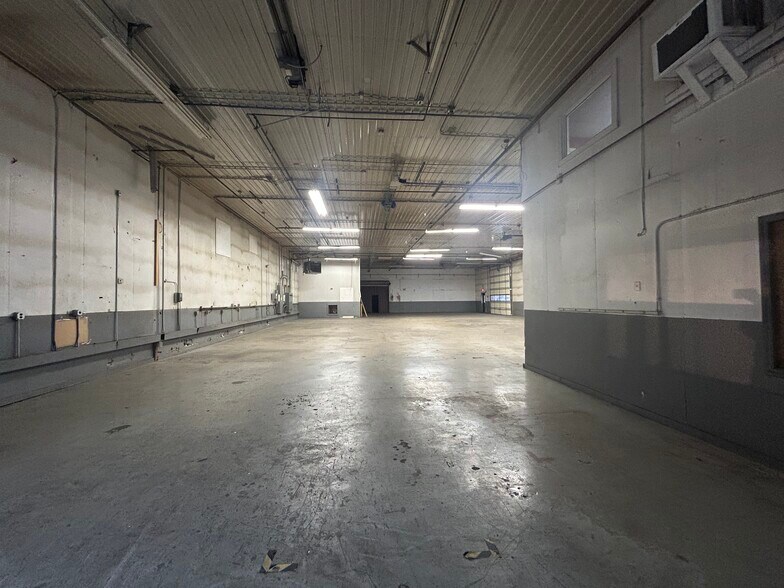 More Photos Of 9350 Shaver Rd, Portage Manufacturing For Lease