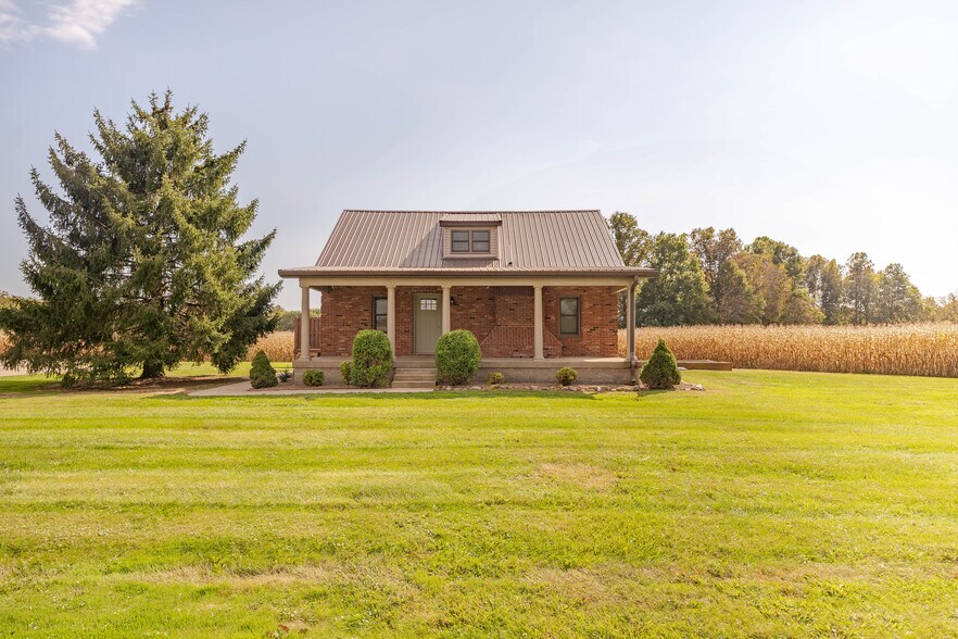 More Photos Of 204 Killen Rd, Memphis Flex For Sale