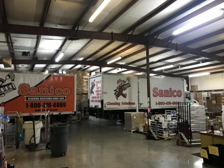 More Photos Of 875 Park St, Christiansburg Warehouse For Sale