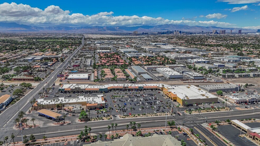 More Photos Of 2801-2851 N Green Valley Pky, Henderson Unknown For Lease
