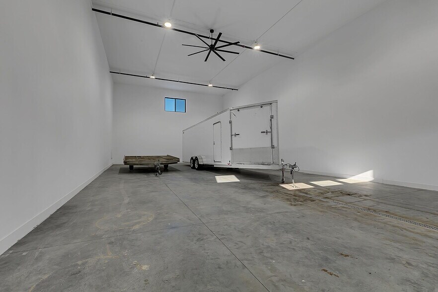 More Photos Of 1400 19th St NE, Sauk Rapids Industrial For Sale