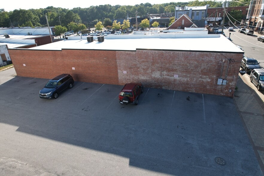 More Photos Of 120 Raleigh St, Fuquay-Varina Storefront For Sale