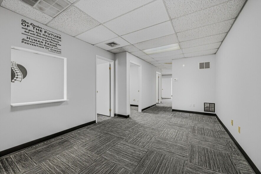 More Photos Of 516-534 Greenhill Ave, Wilmington Storefront Retail Office For Lease