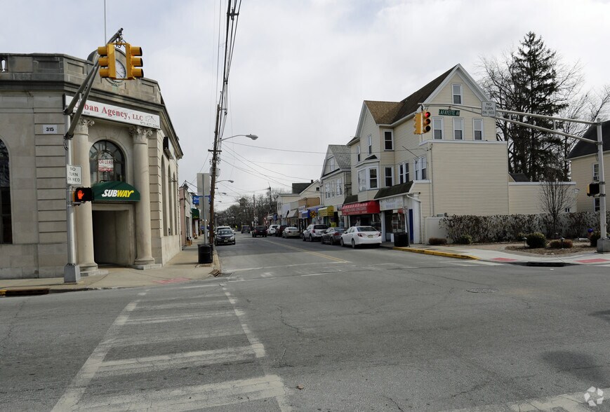 More Photos Of 315-319 Lafayette Ave, Hawthorne Office For Lease