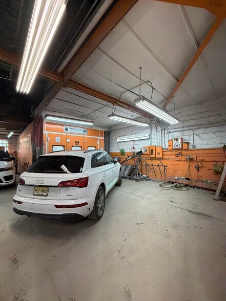 More Photos Of 732 65th St, Brooklyn Industrial For Lease