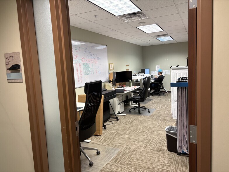 More Photos Of 10600 Chevrolet Way, Estero Office For Lease