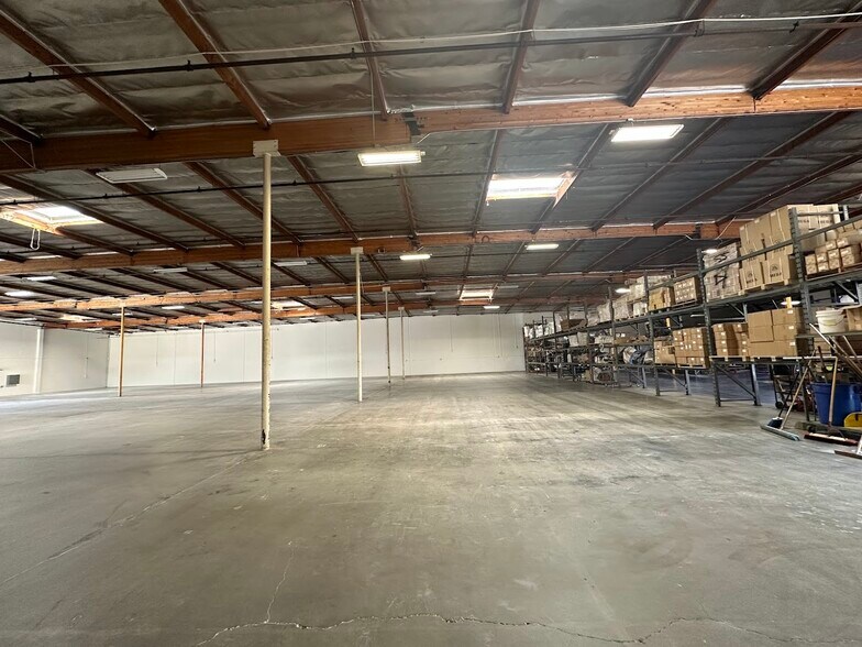 More Photos Of 1315 S Johnson Dr, City of Industry Warehouse For Lease