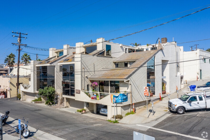 Primary Photo Of 1112 Ocean Dr, Manhattan Beach Office For Sale